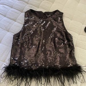 New with tags sequin feather top!